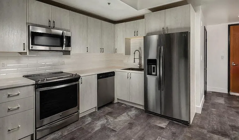 Packard Lofts — Photo 25