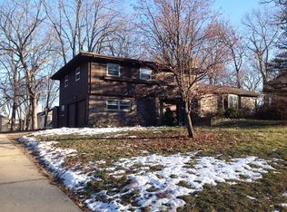 5435 Yellowstone Dr, Rockford, IL
