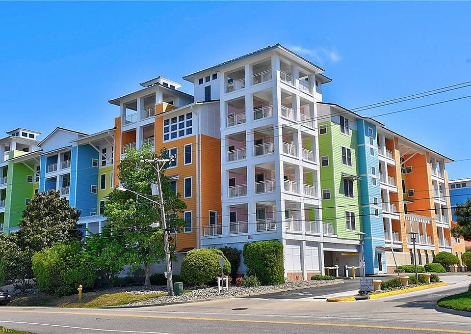 1st image of 3700 Sandpiper Rd APT 314