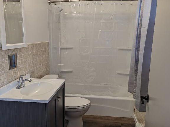 2nd image of 118 3rd St S APT 2