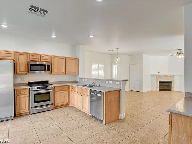 8849 Keywood St — Photo 10