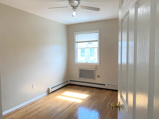 Rented by Spot Real Estate | media 8