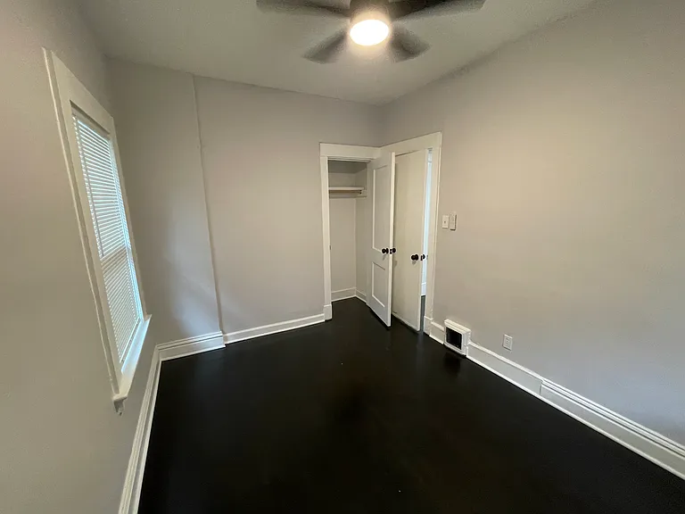 717 Monroe Ave — Photo 11