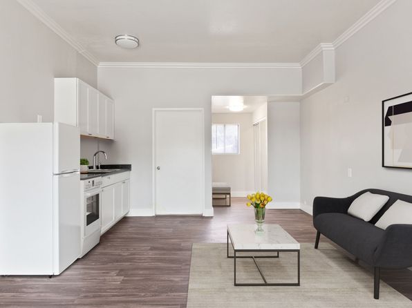 332 Mar Vista Dr #102