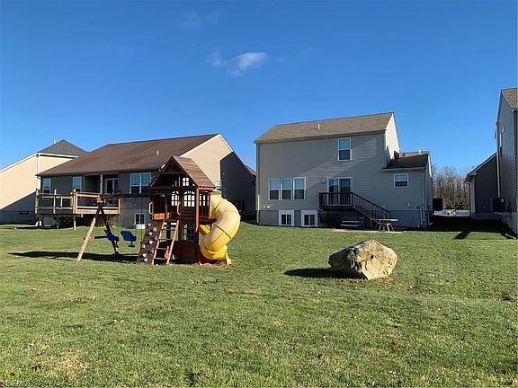 3rd image of 38098 Rocky Run Ct