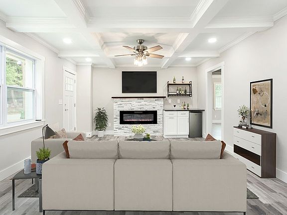 Living Room Coffer Ceiling