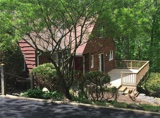 14 Sunset Trl, New Fairfield, CT 06812