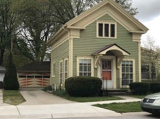 105 W Berry St, Middlebury, IN 46540