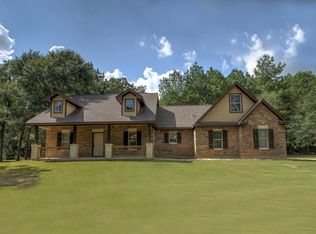 5719 N Hill Rd, Navasota, TX 77868