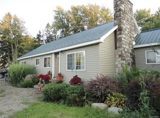 11848 Summit Ln, Springville, NY 14141