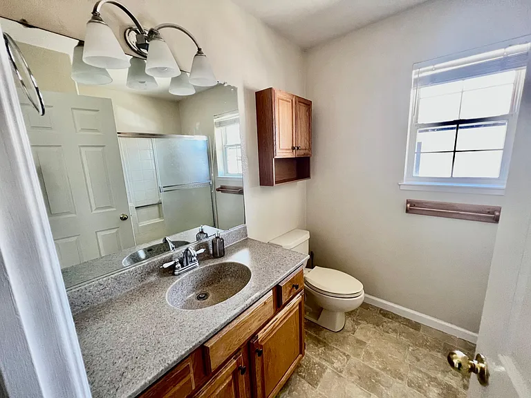 5297 Lone Pine Rd — Photo 9