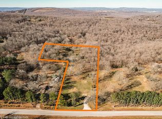 10271 N Smokey Bear Rd, Fayetteville, AR 72701