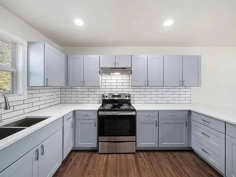 6403 Sloan St #1 — Photo 15