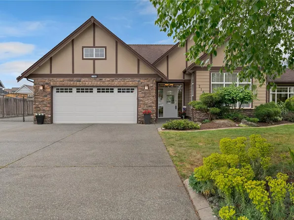 2185 Forest Grove Dr, Campbell River, BC V9W 6H9