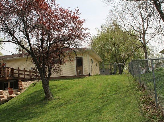 4th image of 23415 97th Ave N
