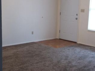 2128 E Macs Ct, Springfield, MO 65804