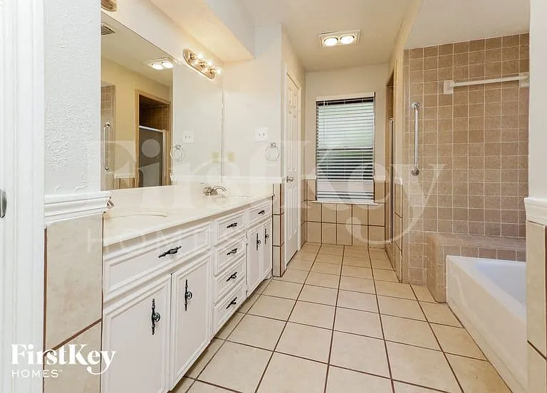 8334 Burwood Park Dr — Photo 13