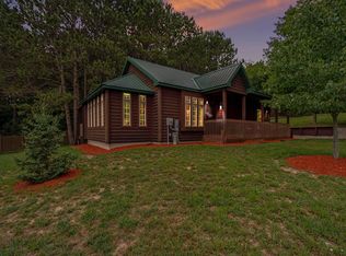 1150 Chickadee Ln, Frankfort, MI 49635