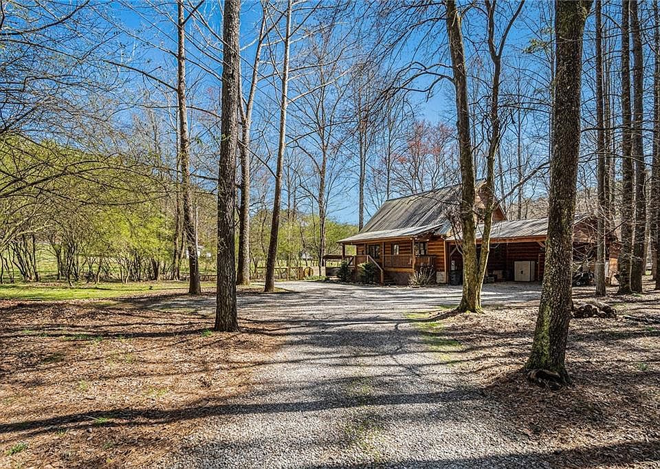 1st image of 45 Newport Dr