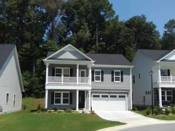 3207 Longleaf Estates Dr, Raleigh, NC 27616
