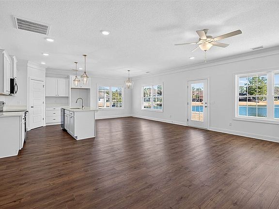 5th image of 210 Allie Loop