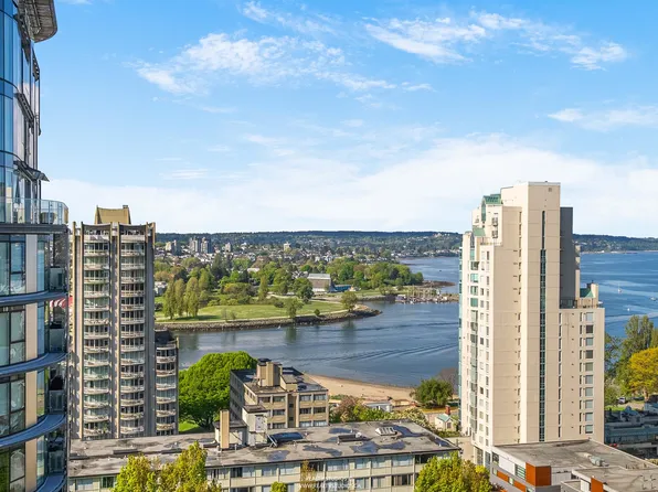 1250 Burnaby St #501, Vancouver, BC V6E 1P6