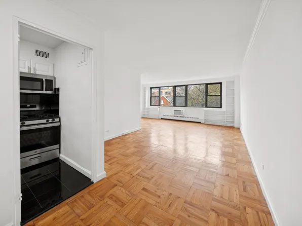 230 E 15th St APT 5B, New York, NY 10003