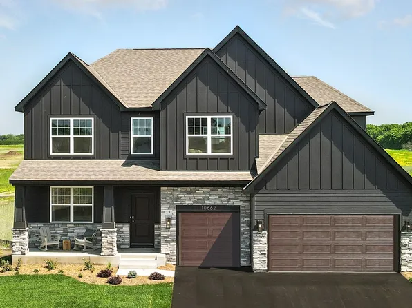 The Whitney Plan, Prairie Pointe Tradition