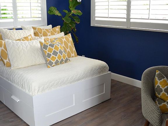 2 Bedroom, Full Size Bed