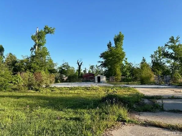 1598 Goos Rd, Lake Charles, LA 70611