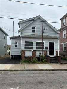 37 Hampton St, Providence, RI, 02904