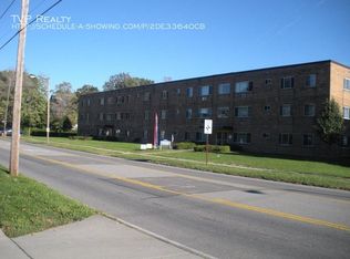 1102 E Erie Ave APT 6, Lorain, OH 44052