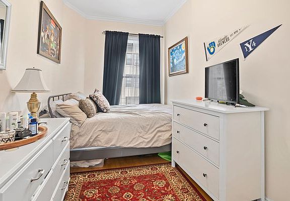 4th image of 59 W 94th St APT 3R