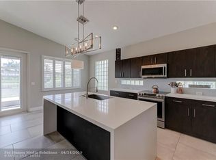 5143 NW 121st Dr, Coral Springs, FL 33076