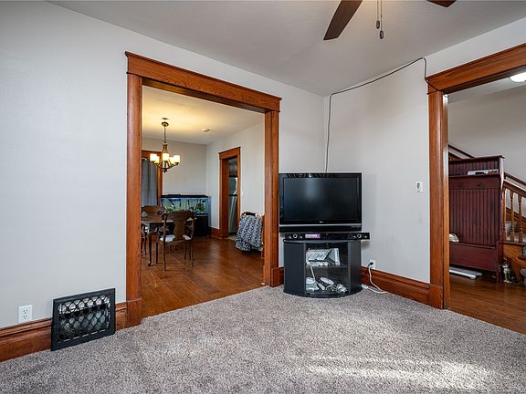 5th image of 1516 8th Ave SE