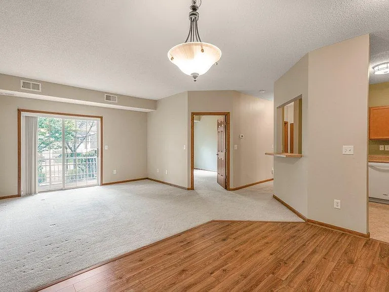 114200 Hundertmark Rd #110 — Photo 3