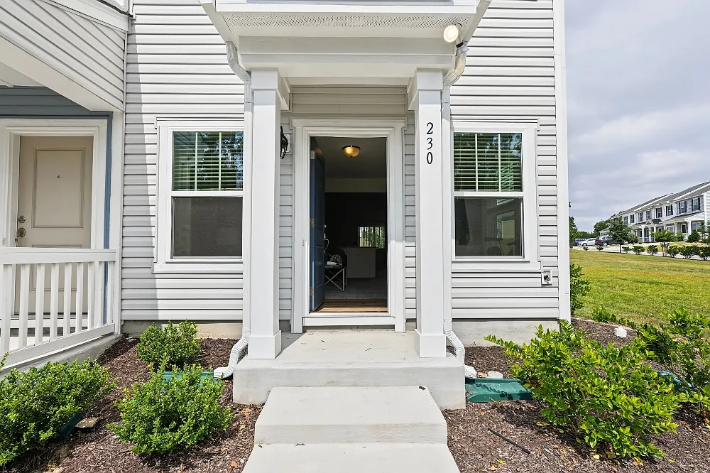230 Banbury Dr — Photo 1