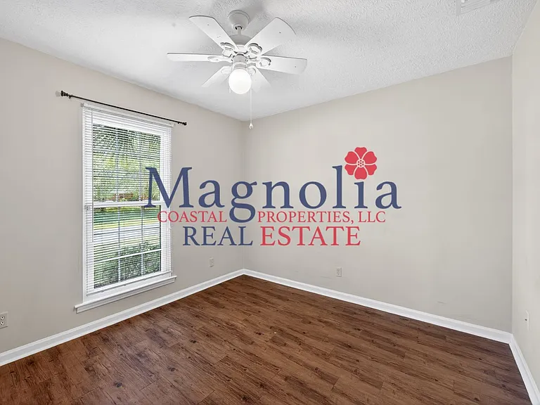 494 Osprey Dr — Photo 16