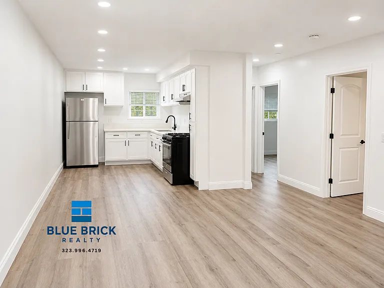 5739 Halbrent Ave #28 — Photo 1