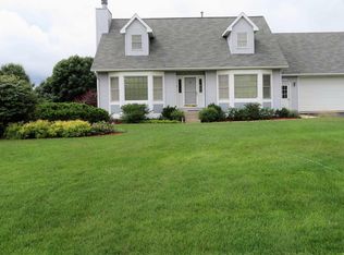 6147 London Dr, Traverse City, MI 49685