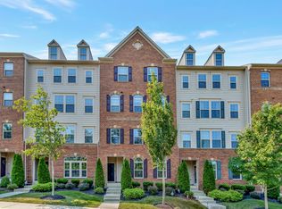 42095 Piebald Sq, Aldie, VA 20105