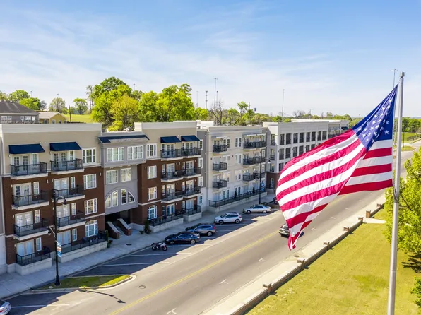 The Heights Apartments