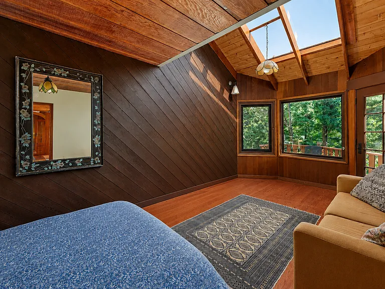 80 Murray Ave — Photo 23