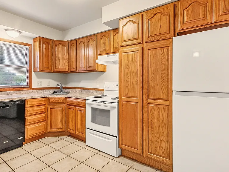4805 Camden Rd #4805 — Photo 17