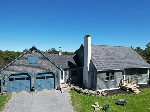 4626 South Rd, Cazenovia, NY 13035