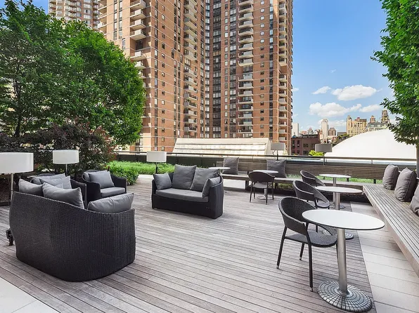 460 West 42nd Street image 28 of 30