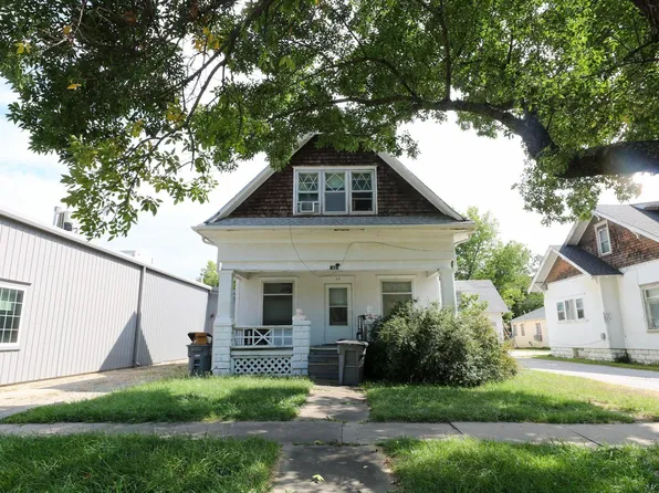 22-26 S Commercial St, Emporia, KS 66801