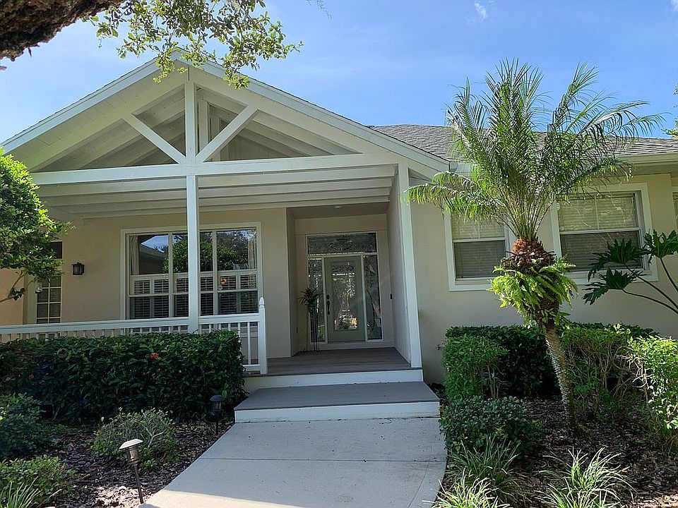 2nd image of 376 Pine Ranch Trl