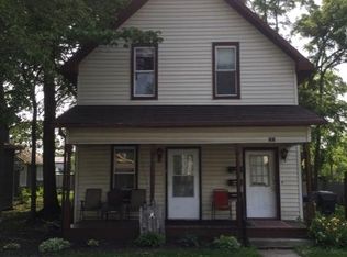 353 1/2 S Market St, Galion, OH 44833