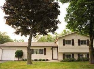 372 Wildbriar Rd, Rochester, NY 14623